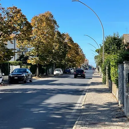 Lara's * Lido di Camaiore