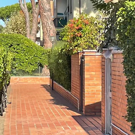 Lara's * Lido di Camaiore