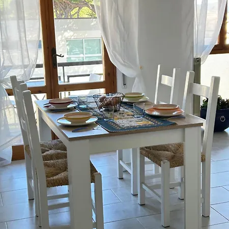 Lara's Lido di Camaiore